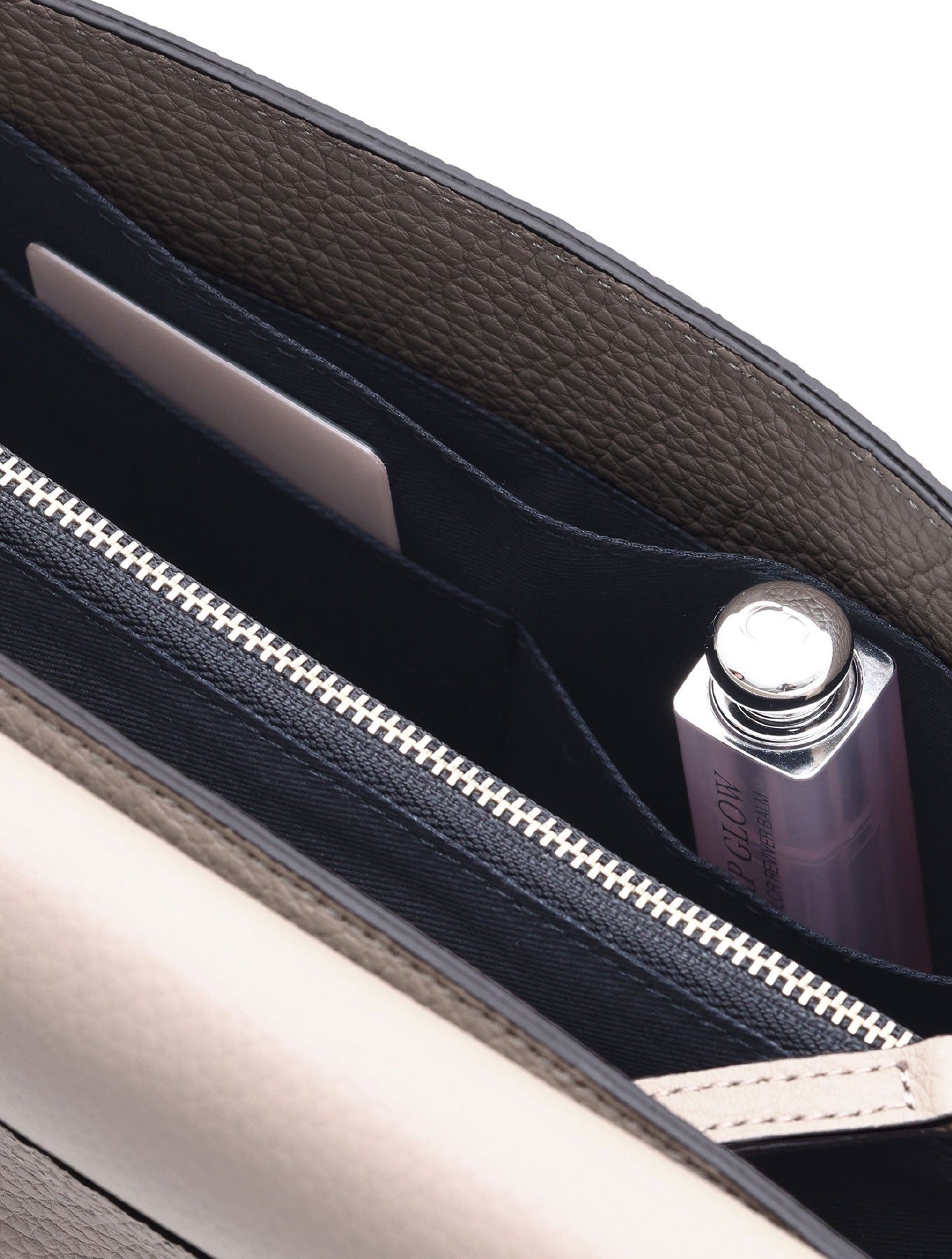 <New Handle Color>IN AND OUT - TOURTERELLE BEIGE