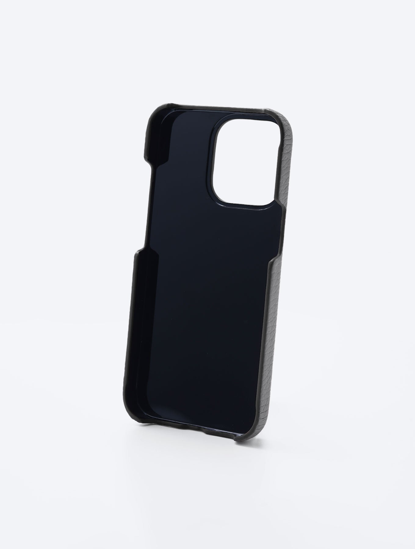 LESS IS MORE - ESSENTIAL GRAY